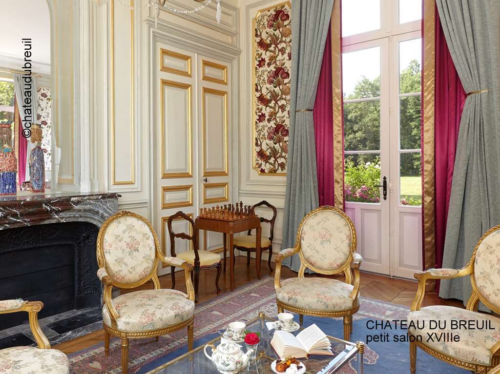 Chateau Du Breuil 슈베르니 내부 사진